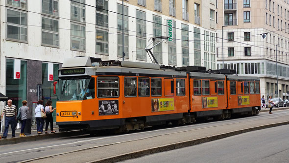 ATM - Milan Trams - Jumbo Articulated Trams - www.simplonpc.co.uk