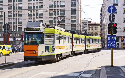 ATM - Milan Trams - Jumbo Articulated Trams - www.simplonpc.co.uk