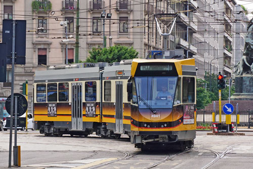 ATM - Milan Trams - Jumbo Articulated Trams - www.simplonpc.co.uk