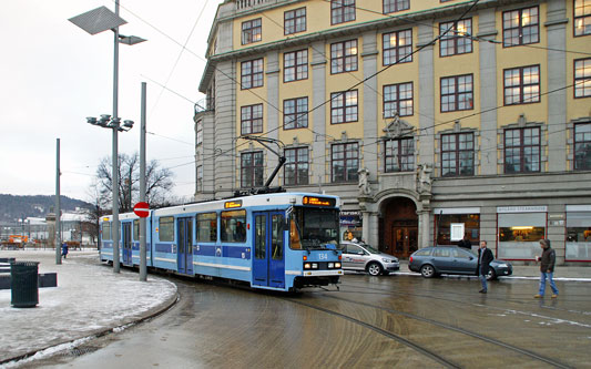 Oslo Trams - Photo: © Ian Boyle 10th December 2012- www.simplompc.co.uk - Simplon Postcards