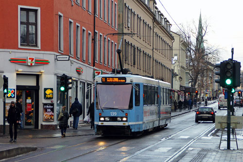 Oslo Trams - Photo: © Ian Boyle 10th December 2012 - www.simplompc.co.uk - Simplon Postcards