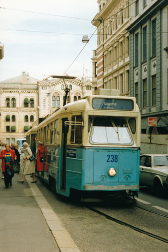 Oslo Trams - Photo: ©1993 Ian Boyle - www.simplompc.co.uk - Simplon Postcards