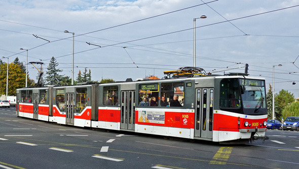 Prague Trams - Tatra T3R - www.simplonpc.co.uk