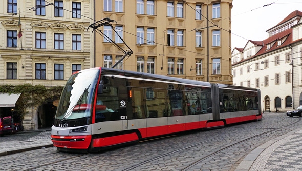 Prague Trams - Skoda 15T - www.simplonpc.co.uk