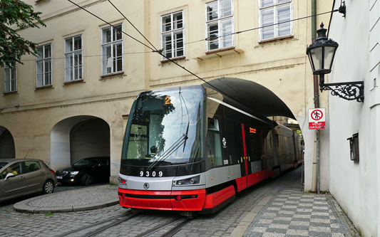 Prague Trams - Skoda 15T - www.simplonpc.co.uk