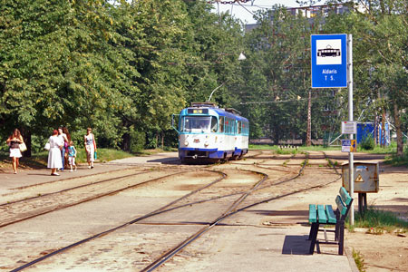 Riga Trams - Photo: © Ian Boyle, August 13th 2007 - Simplon Postcards - www.simplonpc.co.uk