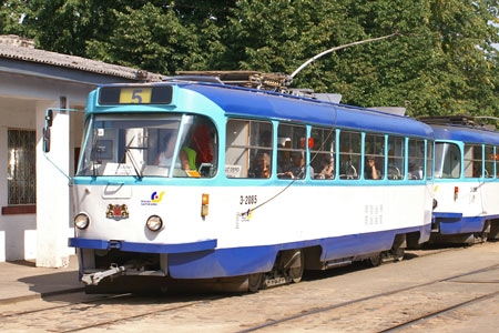 Riga Trams - Photo: © Ian Boyle, August 13th 2007 - Simplon Postcards - www.simplonpc.co.uk