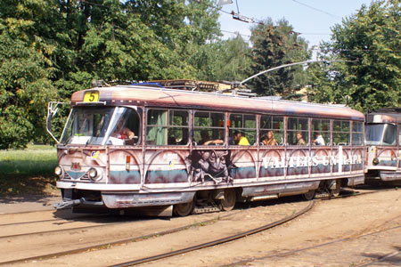 Riga Trams - Photo: © Ian Boyle, August 13th 2007 - Simplon Postcards - www.simplonpc.co.uk