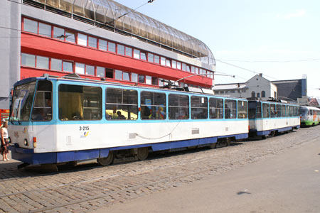 Riga Trams - Photo: © Ian Boyle, August 13th 2007 - Simplon Postcards - www.simplonpc.co.uk