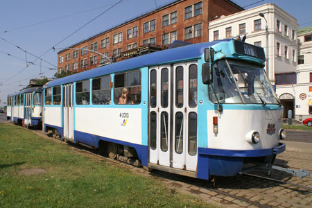 Riga Trams - Photo: © Ian Boyle, August 13th 2007 - Simplon Postcards - www.simplonpc.co.uk