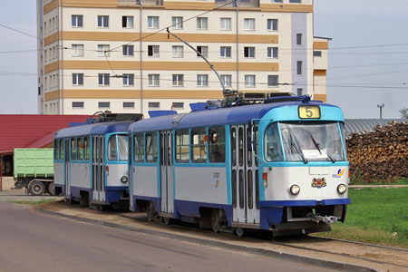 Riga Trams - Photo: © Ian Boyle, August 13th 2007 - Simplon Postcards - www.simplonpc.co.uk