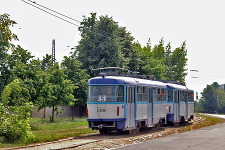 Riga Trams - Photo: © Ian Boyle, August 13th 2007 - Simplon Postcards - www.simplonpc.co.uk