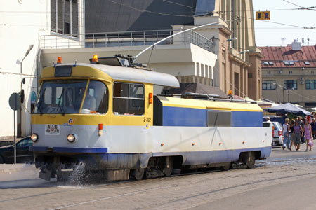 Riga Trams - Photo: © Ian Boyle, August 13th 2007 - Simplon Postcards - www.simplonpc.co.uk