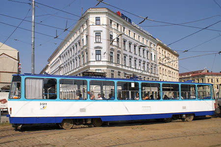 Riga Trams - Photo: © Ian Boyle, August 13th 2007 - Simplon Postcards - www.simplonpc.co.uk