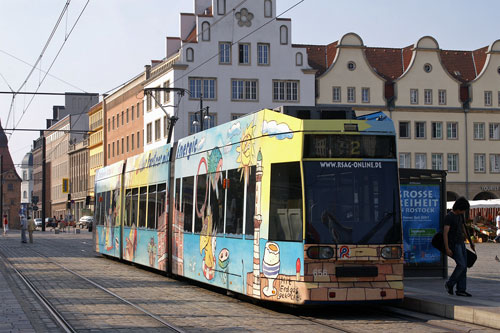 ROSTOCK TRAMS - Photo: ©2007 Jan Boyle - www.simplompc.co.uk - Simplon Postcards