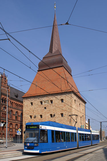 ROSTOCK TRAMS - Photo: ©2007 Jan Boyle - www.simplompc.co.uk - Simplon Postcards