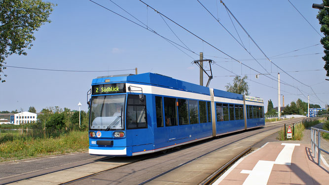 ROSTOCK TRAMS - Photo: ©2007 Jan Boyle - www.simplompc.co.uk - Simplon Postcards