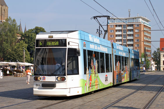 ROSTOCK TRAMS - Photo: ©2007 Jan Boyle - www.simplompc.co.uk - Simplon Postcards