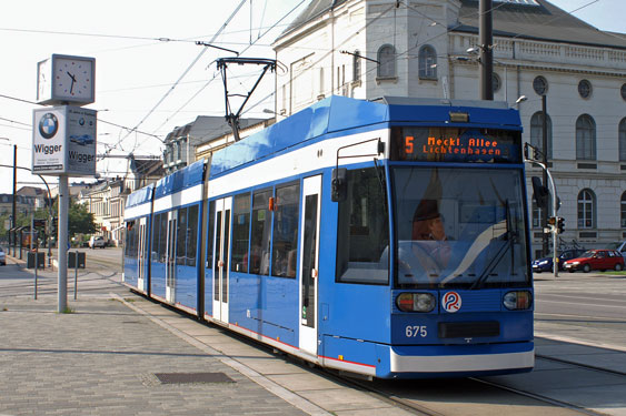 ROSTOCK TRAMS - Photo: ©2007 Jan Boyle - www.simplompc.co.uk - Simplon Postcards