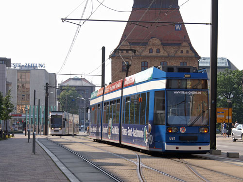 ROSTOCK TRAMS - Photo: ©2007 Jan Boyle - www.simplompc.co.uk - Simplon Postcards