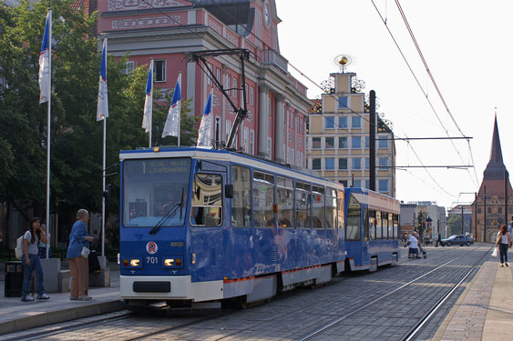 ROSTOCK TRAMS - Photo: ©2007 Jan Boyle - www.simplompc.co.uk - Simplon Postcards