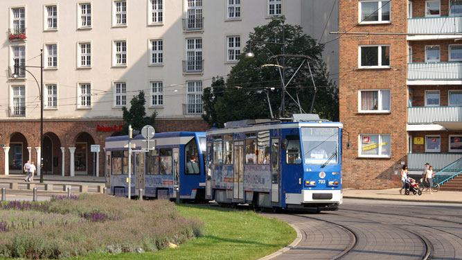 ROSTOCK TRAMS - Photo: ©2007 Jan Boyle - www.simplompc.co.uk - Simplon Postcards