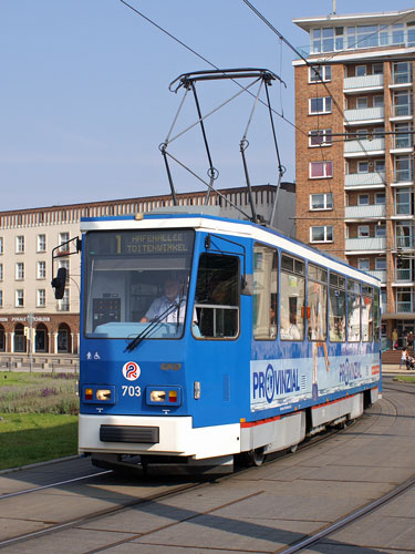 ROSTOCK TRAMS - Photo: ©2007 Jan Boyle - www.simplompc.co.uk - Simplon Postcards