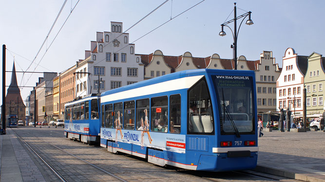 ROSTOCK TRAMS - Photo: ©2007 Jan Boyle - www.simplompc.co.uk - Simplon Postcards