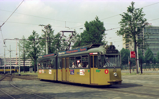 Rotterdam RET ZGT Trams - Photo: ©1976 Ian Boyle - www.simplompc.co.uk - Simplon Postcards