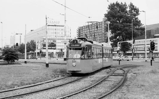 Rotterdam RET ZGT Trams - Photo: ©1976 Ian Boyle - www.simplompc.co.uk - Simplon Postcards