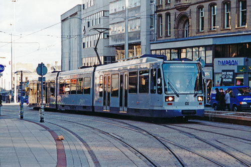 SHEFFIELD SUPERTRAM - Photo: ©1996 Ian Boyle - www.simplompc.co.uk - Simplon Postcards