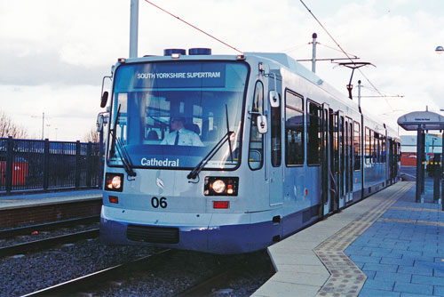 SHEFFIELD SUPERTRAM - Photo: ©1996 Ian Boyle - www.simplompc.co.uk - Simplon Postcards