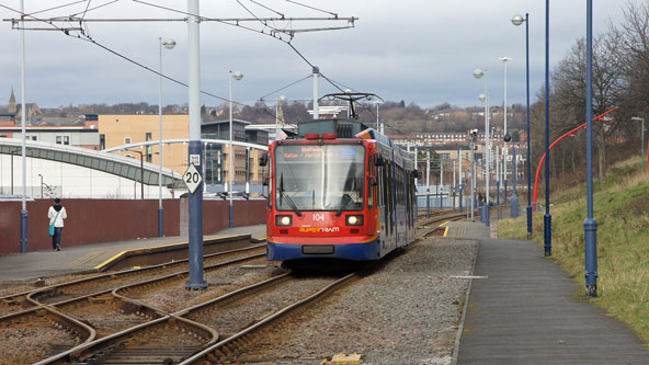 SHEFFIELD SUPERTRAM - Photo: ©2012 Ian Boyle - www.simplompc.co.uk - Simplon Postcards