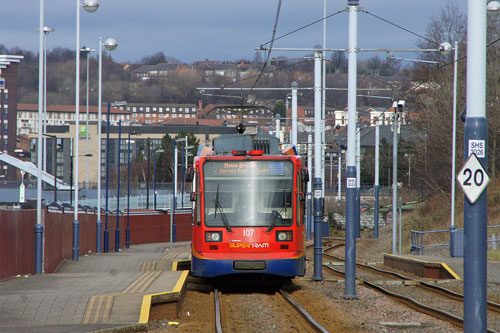 SHEFFIELD SUPERTRAM - Photo: ©2012 Ian Boyle - www.simplompc.co.uk - Simplon Postcards