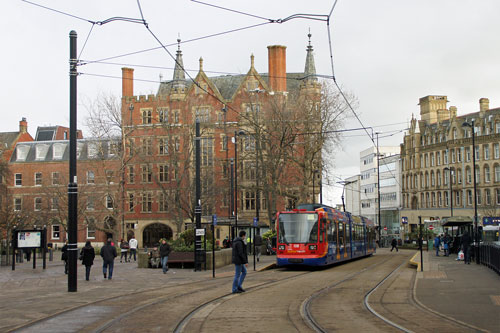 SHEFFIELD SUPERTRAM - Photo: ©2012 Ian Boyle - www.simplompc.co.uk - Simplon Postcards