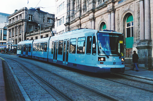 SHEFFIELD SUPERTRAM - Photo: ©1996 Ian Boyle - www.simplompc.co.uk - Simplon Postcards