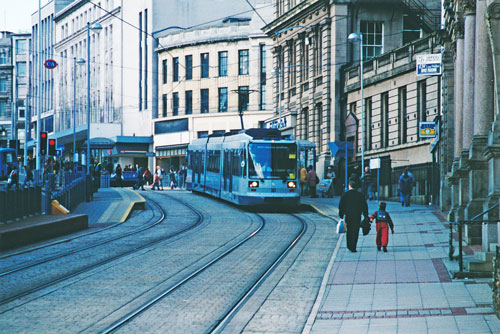 SHEFFIELD SUPERTRAM - Photo: ©1996 Ian Boyle - www.simplompc.co.uk - Simplon Postcards