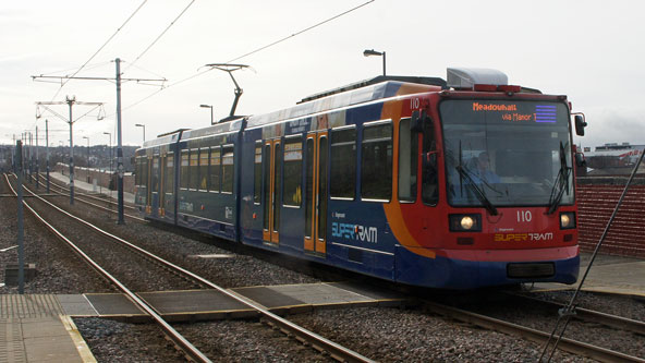 SHEFFIELD SUPERTRAM - Photo: ©2012 Ian Boyle - www.simplompc.co.uk - Simplon Postcards