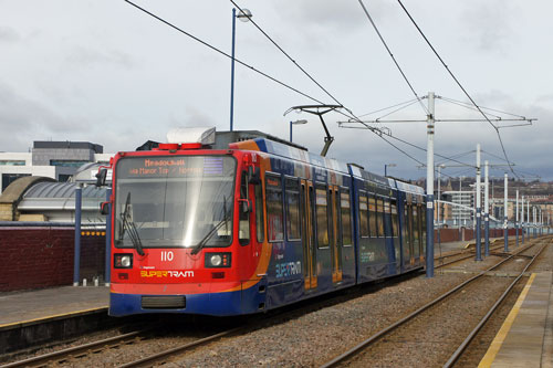 SHEFFIELD SUPERTRAM - Photo: ©2012 Ian Boyle - www.simplompc.co.uk - Simplon Postcards