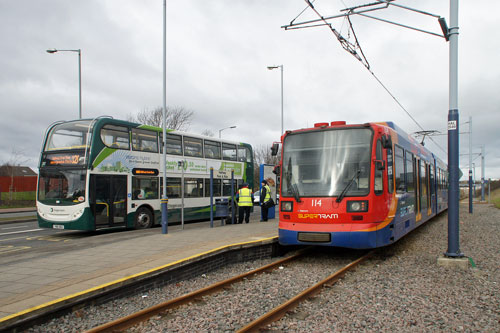 SHEFFIELD SUPERTRAM - Photo: ©2012 Ian Boyle - www.simplompc.co.uk - Simplon Postcards