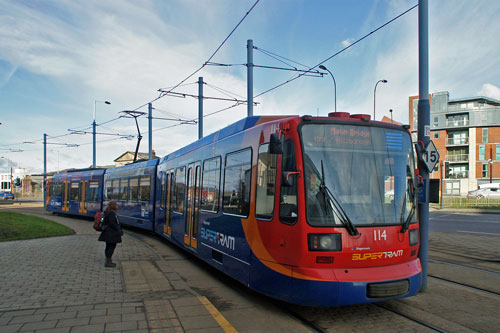 SHEFFIELD SUPERTRAM - Photo: ©2012 Ian Boyle - www.simplompc.co.uk - Simplon Postcards