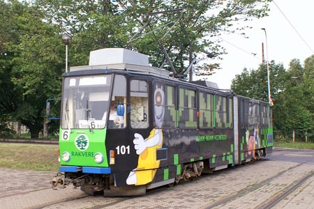 Tallinn Tatra KT4 tram - www.simplonpc.co.uk - Photo: © Ian Boyle, August 8th 2007