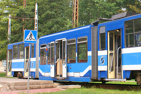 Tallinn Tatra KT4 tram - www.simplonpc.co.uk - Photo: © Ian Boyle, August 8th 2007