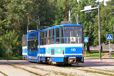 Tallinn Tatra KT4 tram - www.simplonpc.co.uk - Photo: © Ian Boyle, August 8th 2007