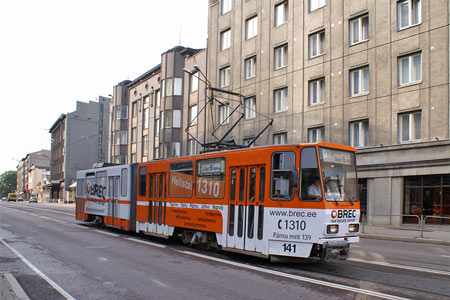 Tallinn Tatra KT4 tram - www.simplonpc.co.uk - Photo: © Ian Boyle, August 8th 2007