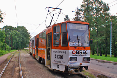 Tallinn Tatra KT4 tram - www.simplonpc.co.uk - Photo: © Ian Boyle, August 8th 2007