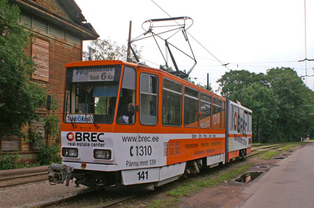 Tallinn Tatra KT4 tram - www.simplonpc.co.uk - Photo: © Ian Boyle, August 8th 2007