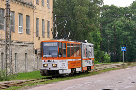 Tallinn Tatra KT4 tram - www.simplonpc.co.uk - Photo: © Ian Boyle, August 8th 2007