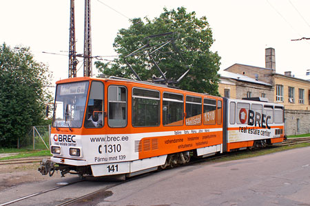 Tallinn Tatra KT4 tram - www.simplonpc.co.uk - Photo: © Ian Boyle, August 8th 2007