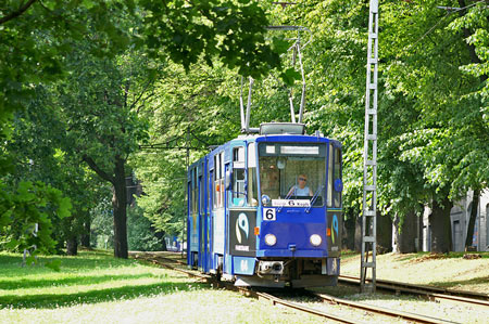 Tallinn Tatra KT4 tram - www.simplonpc.co.uk - Photo: © Ian Boyle, August 8th 2007